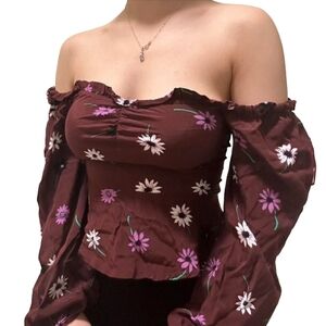 Astr The Label Floral Blouse Size Medium Burgendy Off-Shoulder Puff Long Sleeve